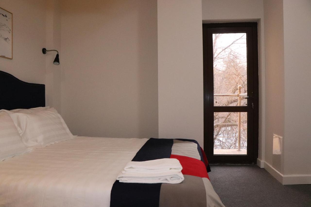 Mika Hotel Almaty Ngoại thất bức ảnh