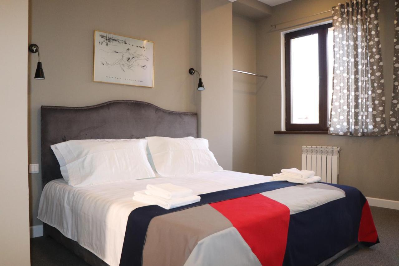 Mika Hotel Almaty Ngoại thất bức ảnh
