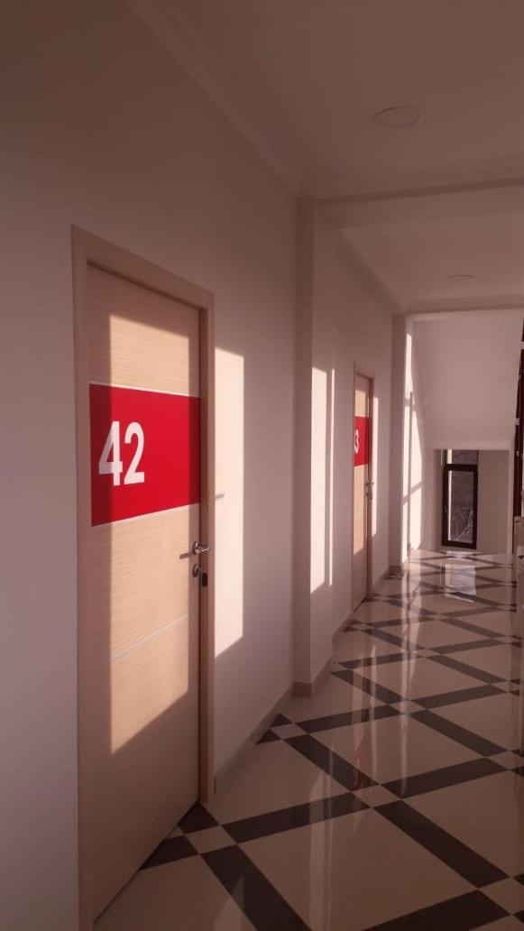 Mika Hotel Almaty Ngoại thất bức ảnh